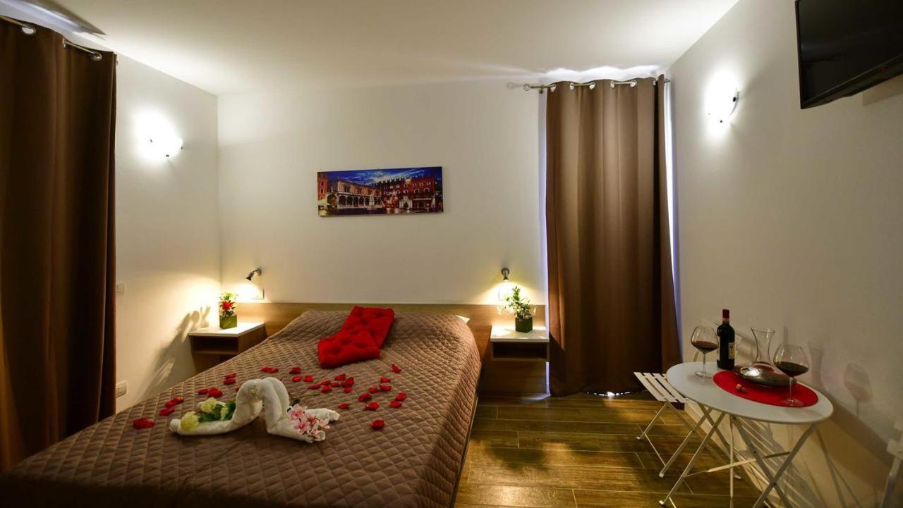 La Terrazza Sul Garda Hotel Luaran gambar
