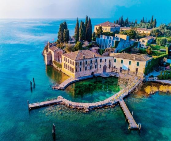 La Terrazza Sul Garda Hotel Luaran gambar