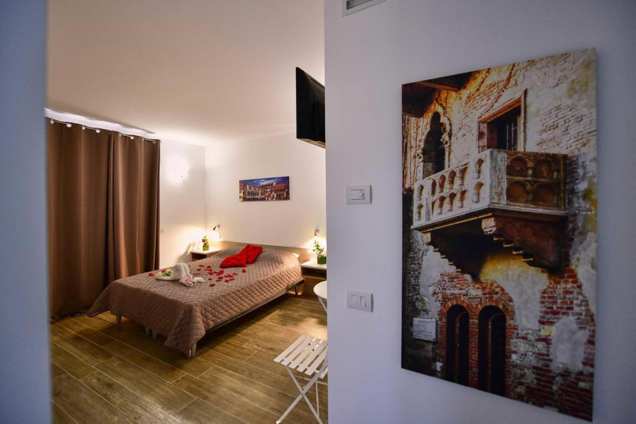 La Terrazza Sul Garda Hotel Luaran gambar